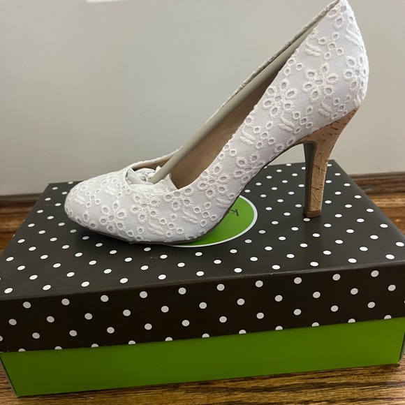 Kelly & Katie Shoes - NWT Size 8.